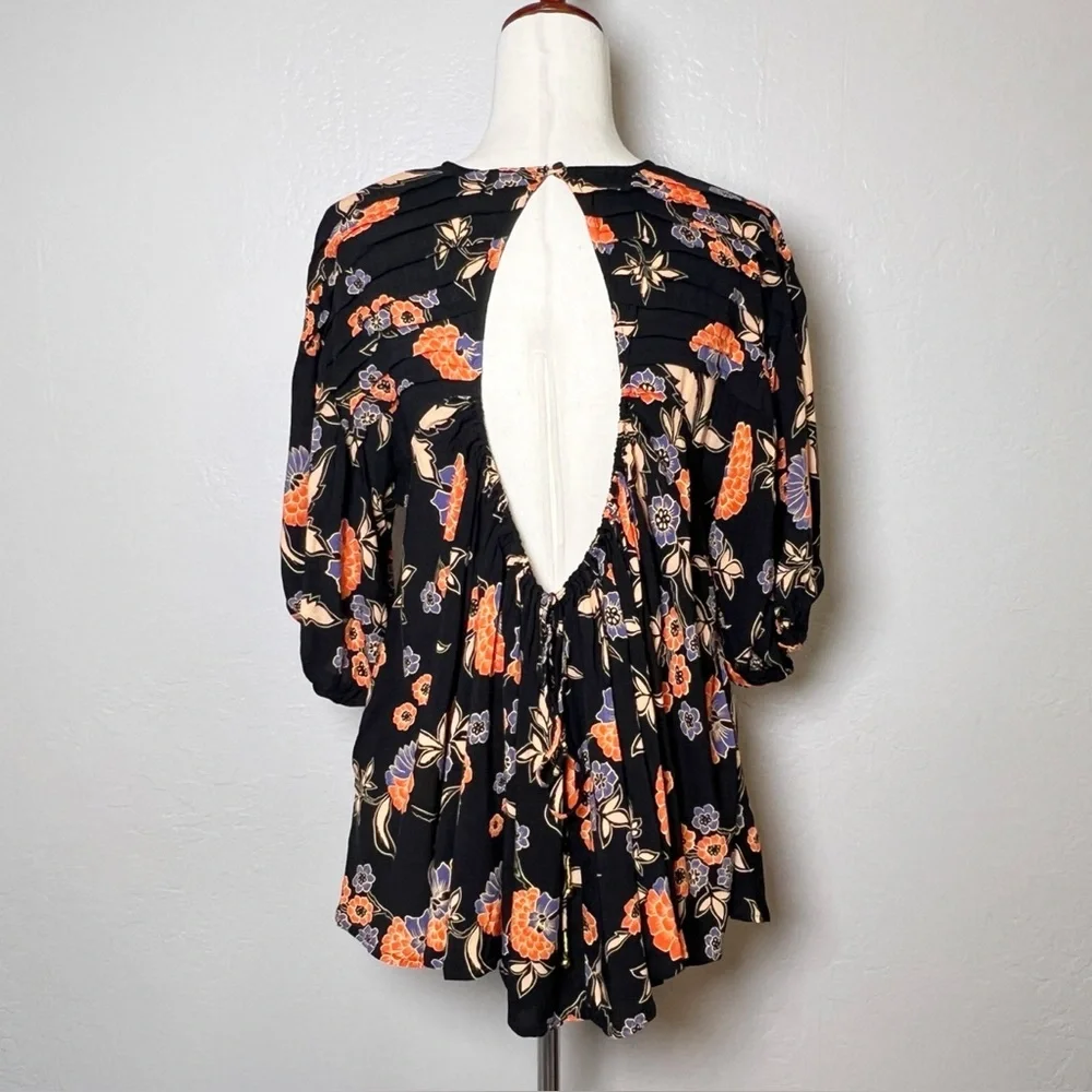 •FREE PEOPLE• Edie Oversized Open Back Hi Low Tunic‎ Top in Black Floral Size XS
